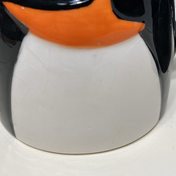 Penguin Duck Oversized Character Shaped Mugs Cups Lot of 2 Black White Orange - Picture 10 of 13